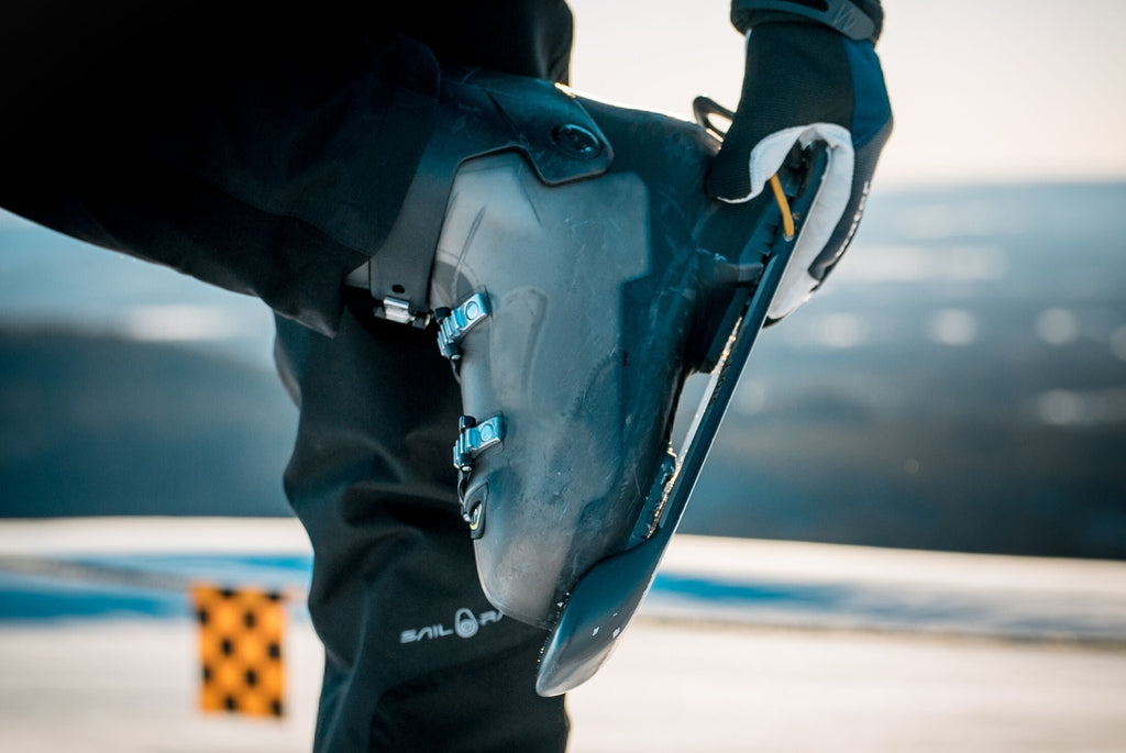 BootSki ADULT SIZE Solid Black